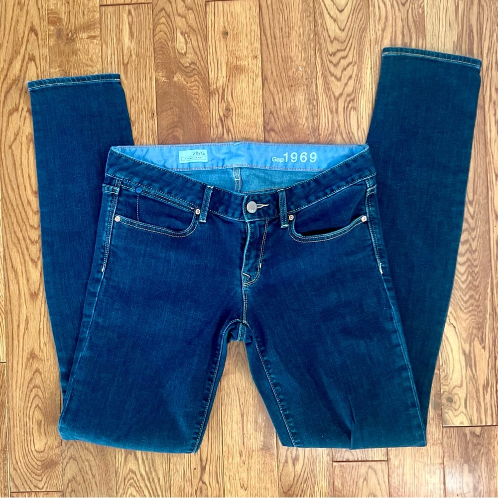 Gap 1969 Size 28 Long Always Skinny Dark Wash Jeans Women’s Size 6 NWOT
